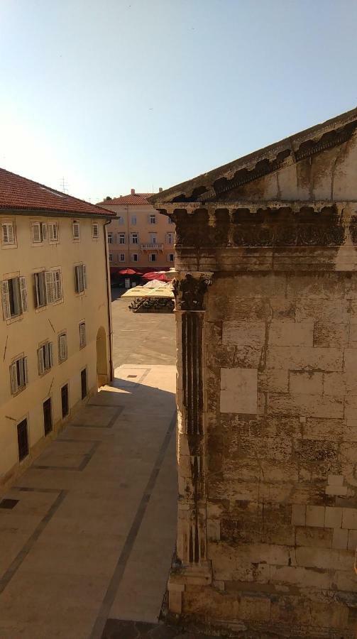 Central Augustus App PUY Exterior foto